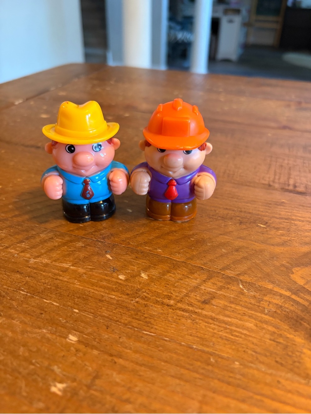 Lot of Kidoozie figurines Funtime tractor farmer and construction foreman as is
